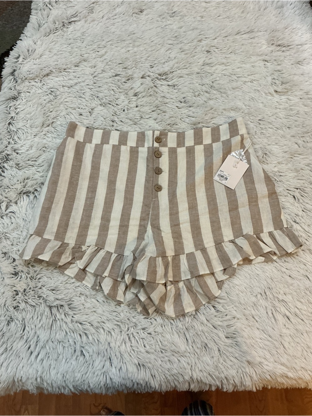 LC Lauren Conrad Linen Blend Ruffle Hem Shorts Size 0X NWT Beige Striped - Picture 2 of 15